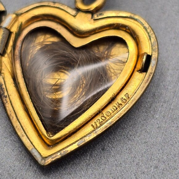 VTG 1/20 10K GF Heart Locket Necklace 18" Floral Etching Rolo Chain Hair Keepsak - Picture 5 of 10